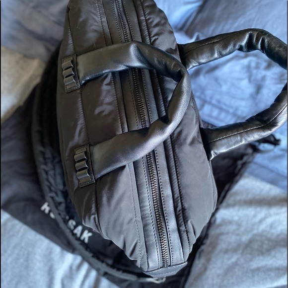 RUDSAK CROSSBODY BAG - BRAND NEW - Picture 2 of 13